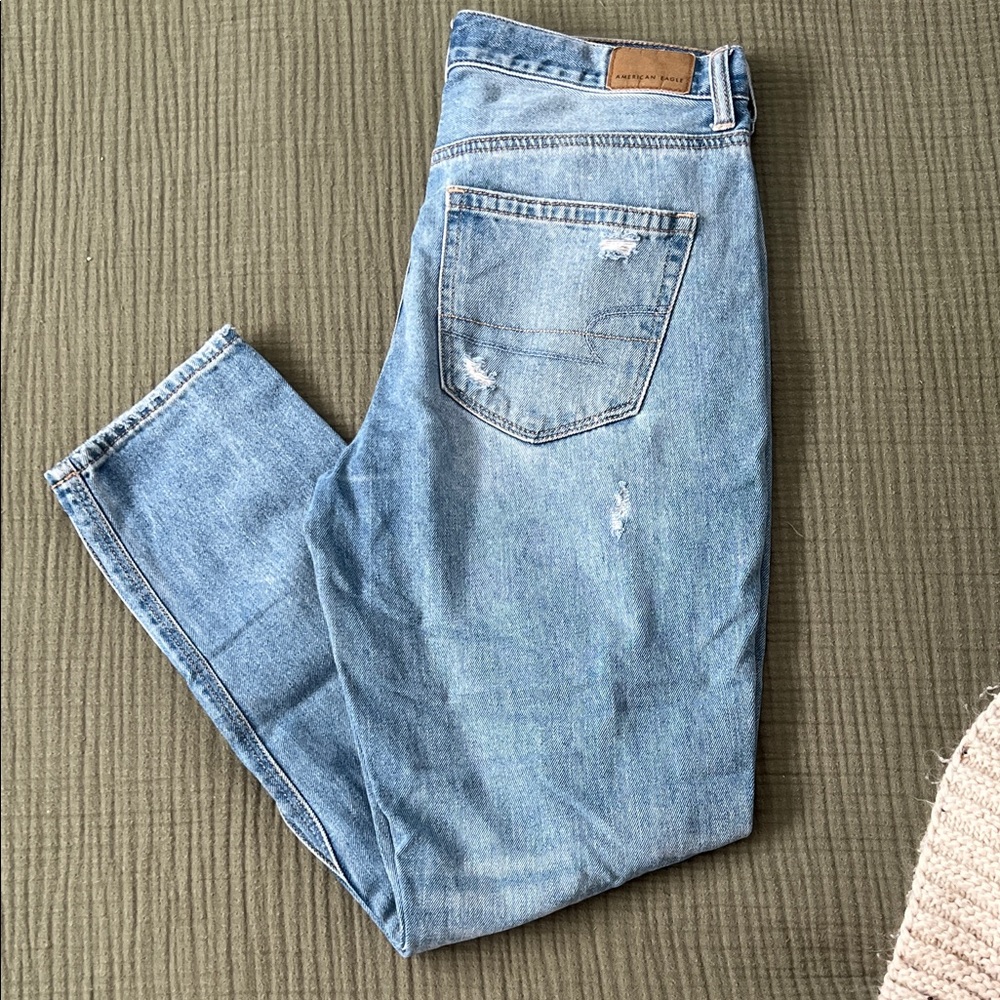 American Eagle Outfitters Distressed Mom Jeans